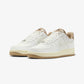 NIKE | AIR FORCE 1'07 LV8 { SUMMIT WHITE/SUMMIT WHITE-KHAKI