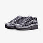 NIKE | P-6000 { BLACK/METALLIC SILVER-PENCIL POINT