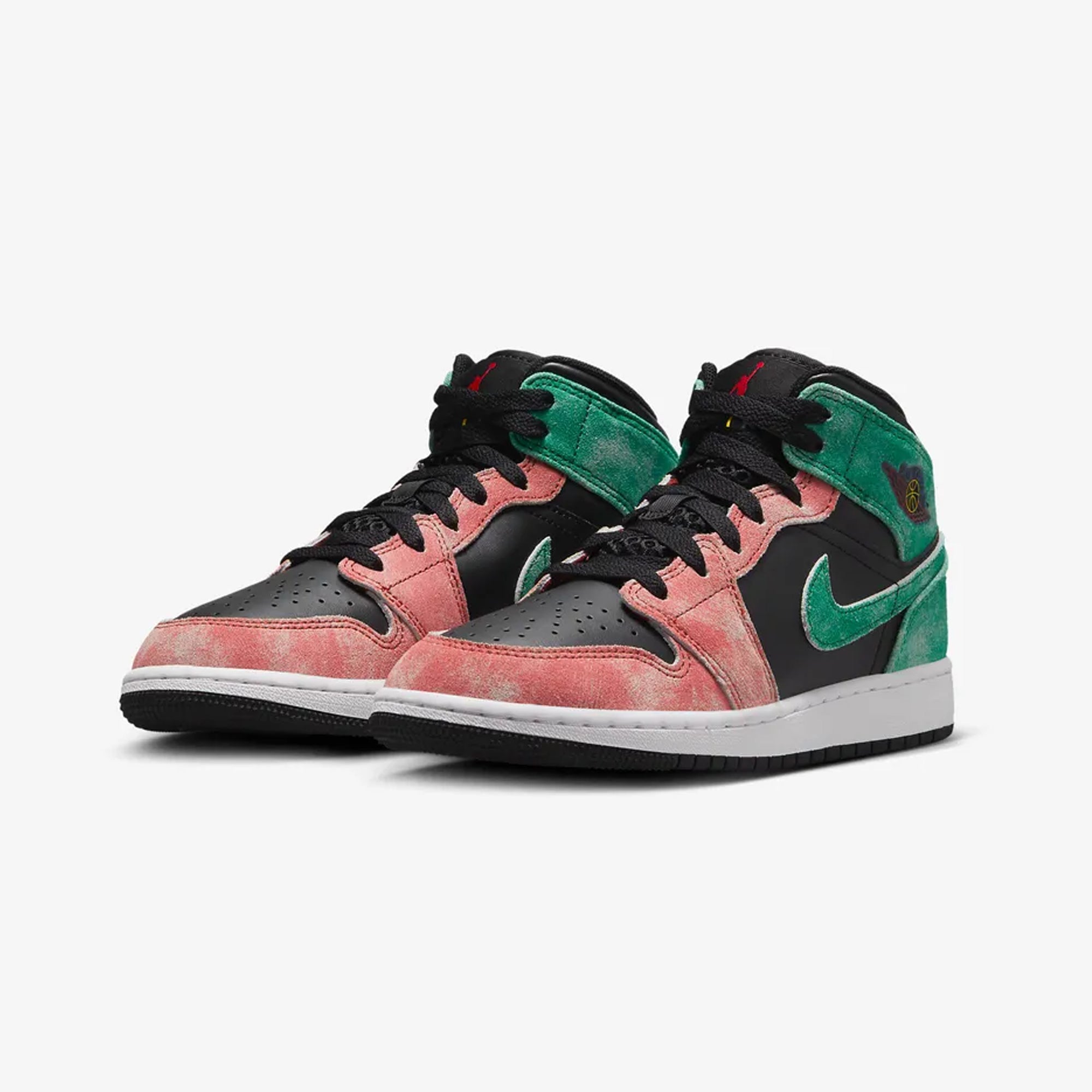 pine green jordan 1 red