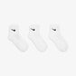 NIKE | PERFORMANCE LIGHTWEIGHT TRAINING ANKLE SOCKS (3 PAIRS) { WHITE/BLACK