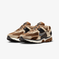 NIKE | ZOOM VOMERO 5 { LT BRITISH TAN/DK SMOKE GREY