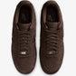Nike | AIR FORCE 1 '07 LV8 { BAROQUE BROWN/BAROQUE BROWN