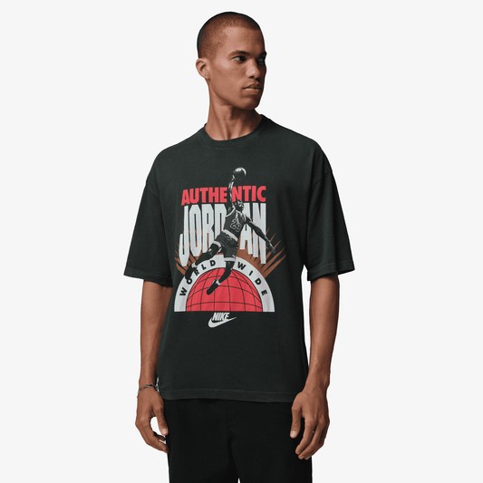 Jordan | OVERSIZED REISSUE T-SHIRT { OFF NOIR/INFRARED 23