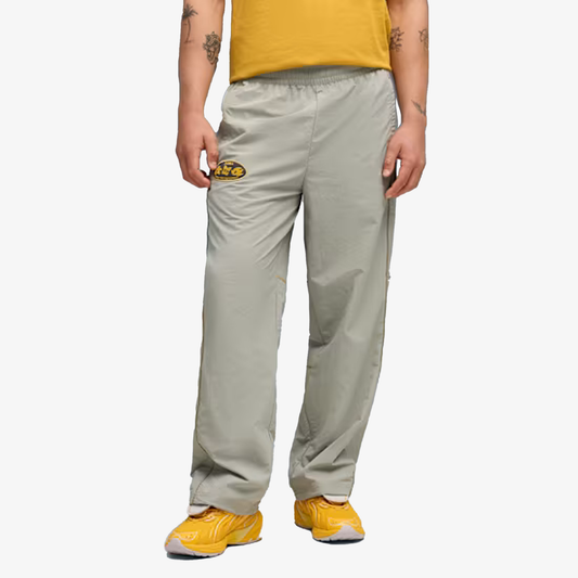 Puma | x SONIC THE HEDGEHOG TRACK PANTS { SMOKEY GRAY
