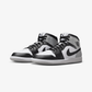 JORDAN | AIR JORDAN 1 MID { WHITE/BLACK-LT SMOKE GREY