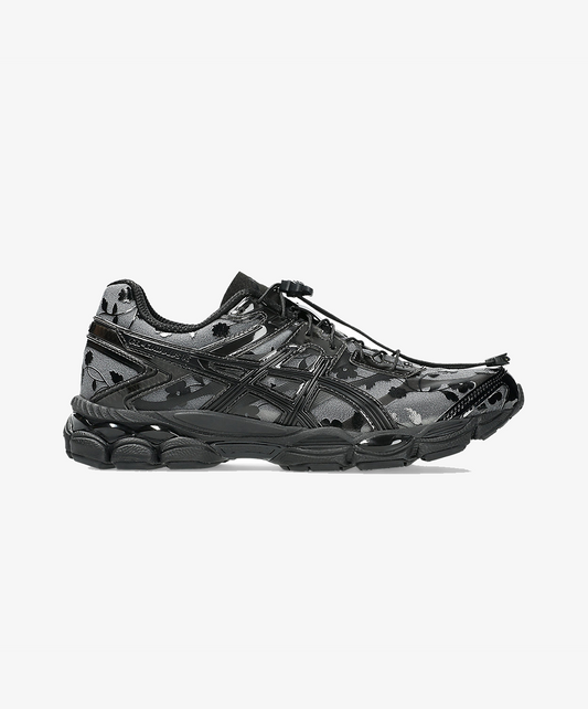 ASICS | X CECILIE BAHNSEN GEL-CUMULUS 16 SSCB { BLACK/BLACK
