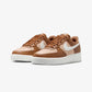 NIKE | AIR FORCE 1 '07 { LT BRITISH TAN/SAIL-HEMP-METALLIC GOLD