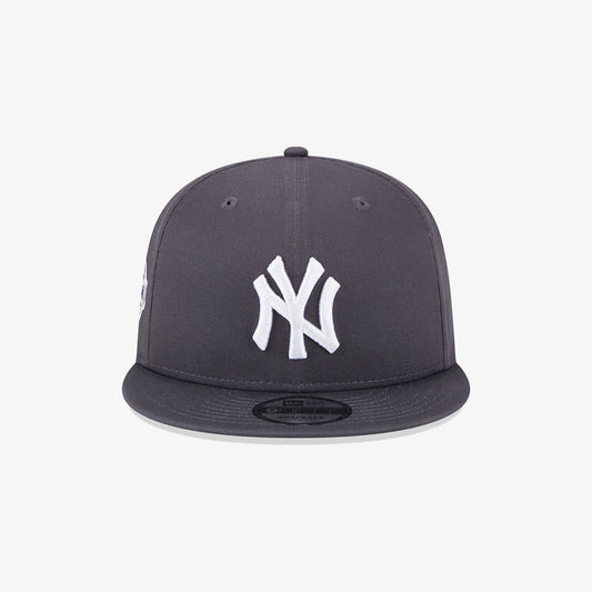 New Era | NEW YORK YANKEES NEW TRADITIONS GREY 9FIFTY SNAPBACK CAP  { GREY
