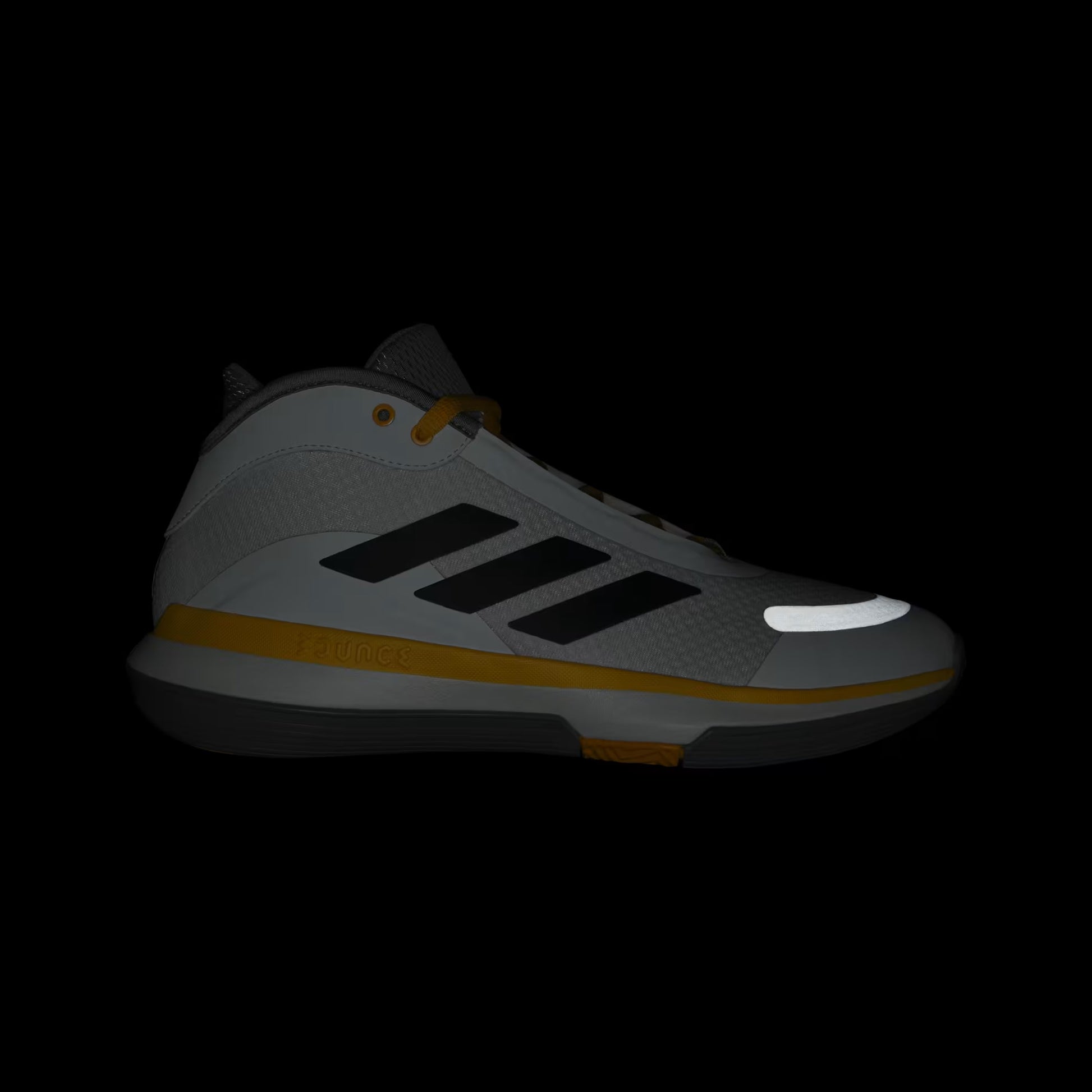 ADIDAS BOUNCE LEGENDS LOW CORE BLACK/OFF WHITE – Superkicks