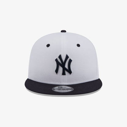 New Era | NEW YORK YANKEES WHITE CROWN PATCH WHITE 9FIFTY SNAPBACK CAP  { WHITE