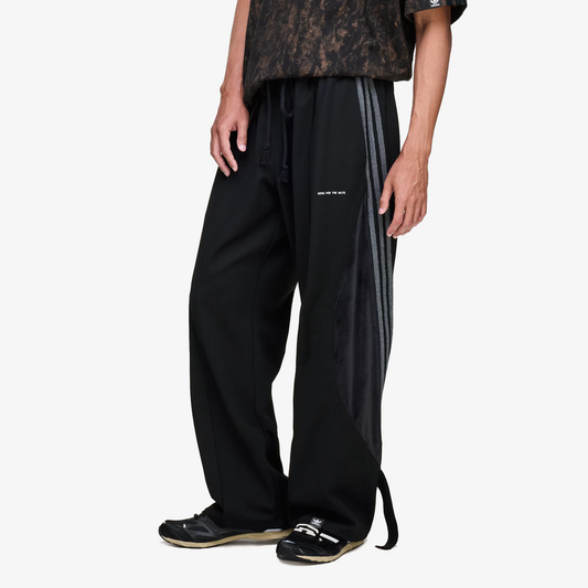 Adidas Originals | SONG FOR THE MUTE ADI006 TRACK PANT { BLACK