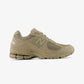 New Balance | 2002R { STONEWARE WITH SILVER METALLIC