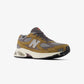 New Balance | LUNAR NEW YEAR 2010 { RAW LEATHER/SHADOW GREY/SHADOW RED