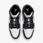 JORDAN | AIR JORDAN 1 MID { WHITE/BLACK-LT SMOKE GREY