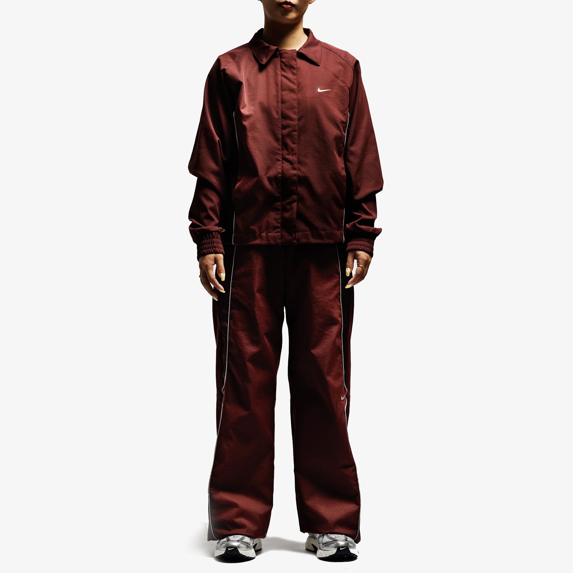NIKE | WOVEN PANTS { BURGUNDY CRUSH/BURGUNDY CRUSH – Superkicks