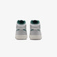 JORDAN | AIR JORDAN 1 MID SE (GS) { WHITE/OXIDIZED GREEN-SAIL-NEUTRAL GREY