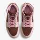 JORDAN | AIR JORDAN 1 MID SE { CACAO WOW/PEARL WHITE-RUST PINK
