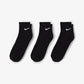 NIKE | EVERYDAY CUSHIONED TRAINING ANKLE SOCKS { BLACK/WHITE