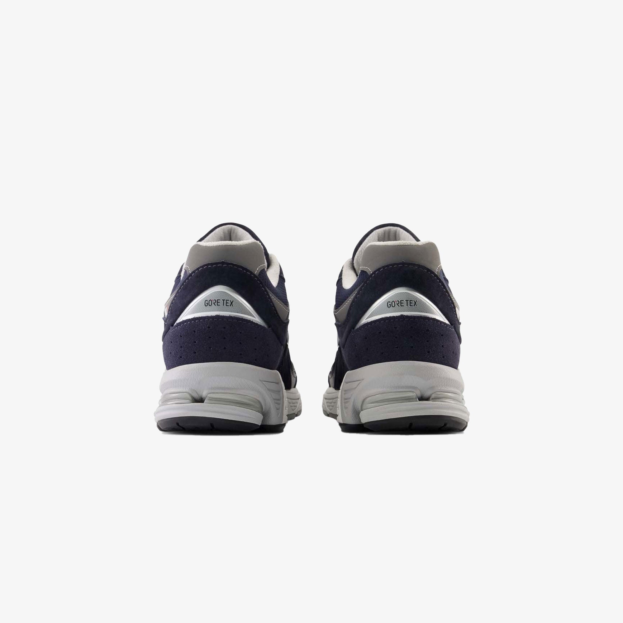New Balance | M2002 RXK GORE-TEX { ECLIPSE