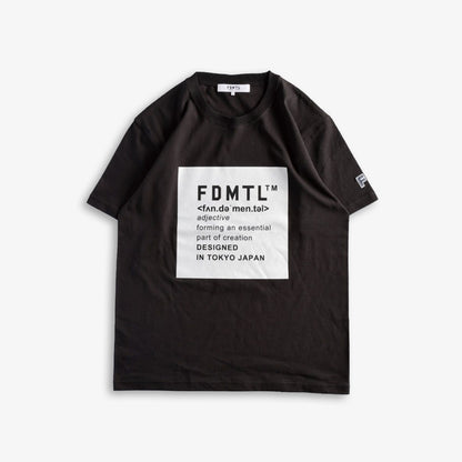 FDMTL | SQUARE LOGO TEE  { BLACK