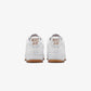 Nike | AIR FORCE 1 LOW RETRO  { WHITE/GUM MED BROWN