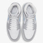 JORDAN | AIR JORDAN 1 MID { WHITE/ALUMINUM-WOLF GREY