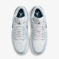 JORDAN | AIR JORDAN 1 LOW { AURA/SQUADRON BLUE-WHITE
