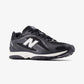 New Balance | 204L { BLACK/SEA SALT