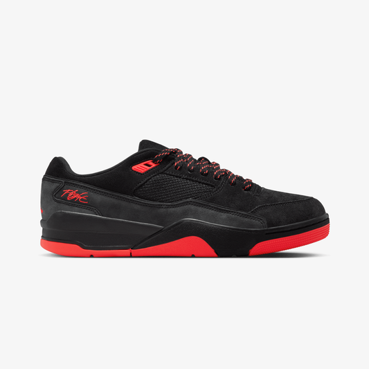 Jordan | FLIGHT COURT { BLACK/INFRARED 23