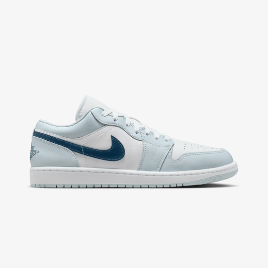JORDAN | AIR JORDAN 1 LOW { AURA/SQUADRON BLUE-WHITE