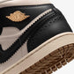 JORDAN | AIR JORDAN 1 MID SE { OFF NOIR/CHALK-CHALK-PEARL WHITE