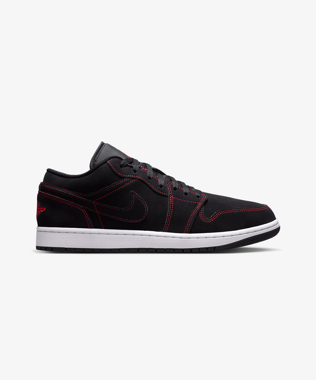 JORDAN | AIR JORDAN 1 LOW { BLACK/UNIVERSITY RED-WHITE