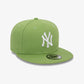 New Era | NEW YORK YANKEES LEAGUE ESSENTIAL 9FIFTY ADJUSTABLE CAP  { GREEN