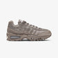 NIKE | AIR MAX 95 BIG BUBBLE SE { ENIGMA STONE/METALLIC SILVER-WHITE