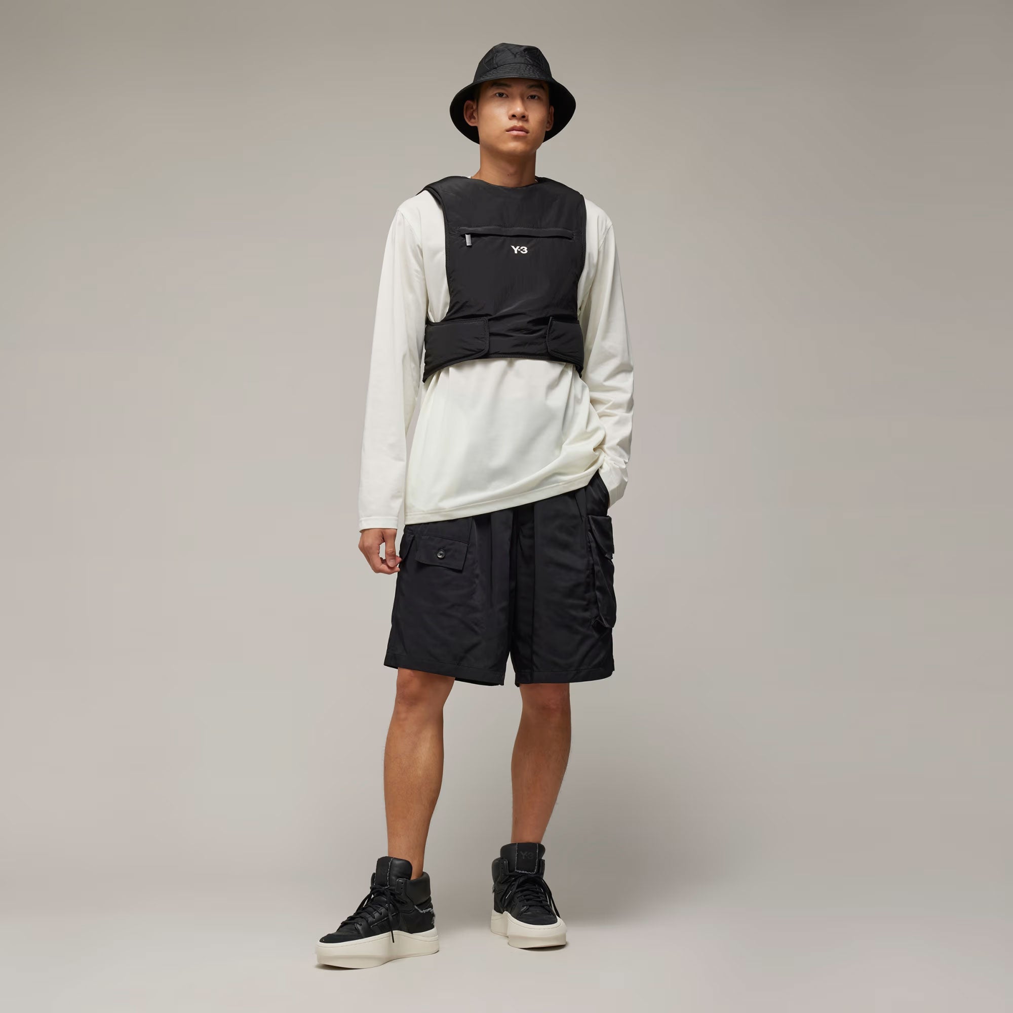 Y-3 | NYLON TWILL SHORTS { BLACK – Superkicks