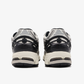 New Balance | 1906R { SILVER METALLIC