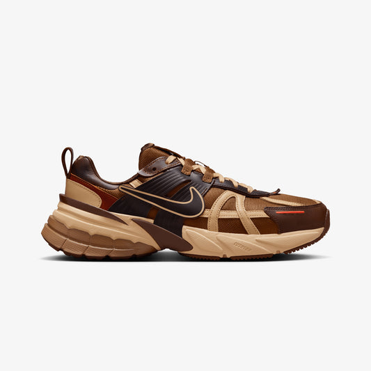 Nike | V2K RUN { LT BRITISH TAN/LT BRITISH TAN-SESAME