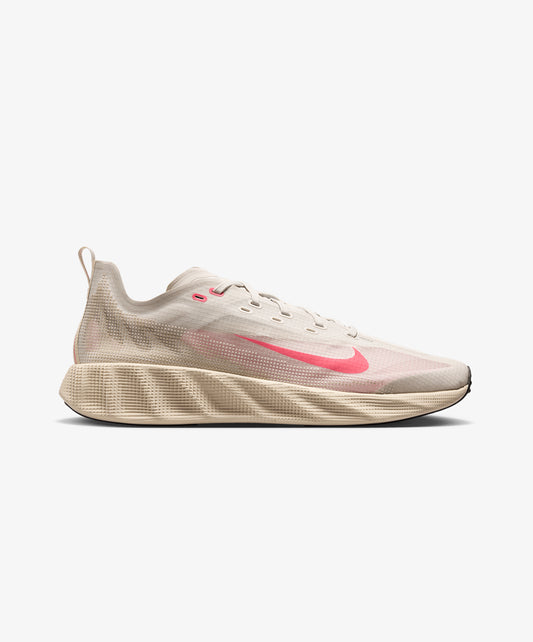 NIKE | AVA X { LIGHT BONE/SIREN RED-BLACK-LT KHAKI