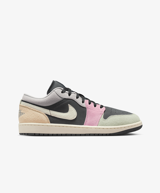 JORDAN | AIR JORDAN 1 LOW SE { ANTHRACITE/SAIL-MUSLIN-IRIS WHISPER