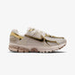 NIKE | ZOOM VOMERO 5 { LT OREWOOD BRN/METALLIC GOLD-HEMP