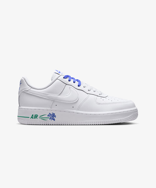 Nike | AIR FORCE 1 '07 SE { WHITE/WHITE-PERSIAN VIOLET-STADIUM GREEN