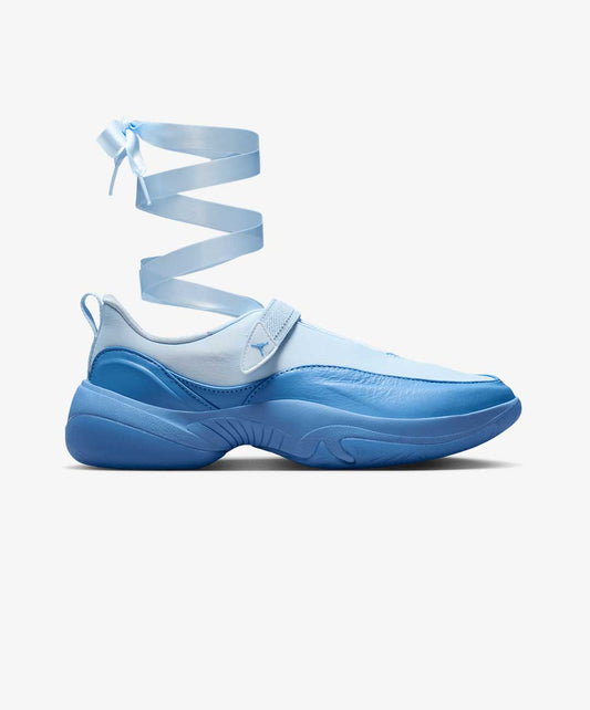 JORDAN | JORDAN POINTE { CHAMBRAY BLUE/BLUE BEYOND