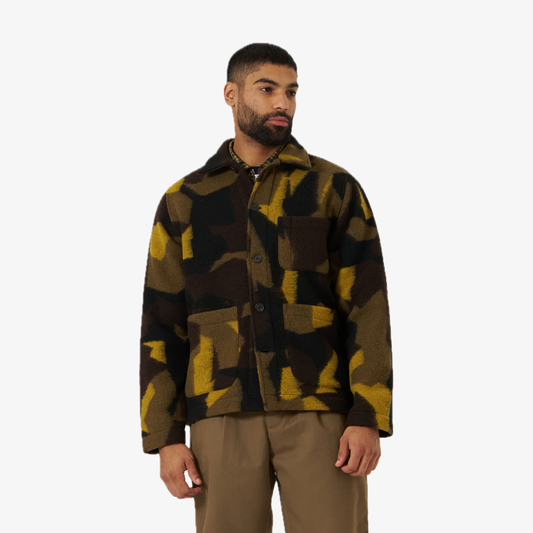 UNIVERSAL WORKS | SWEDE CAMO FLEECE FIELD JACKET { CAMO