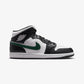 JORDAN | AIR JORDAN 1 MID { BLACK/SUMMIT WHITE-GORGE GREEN