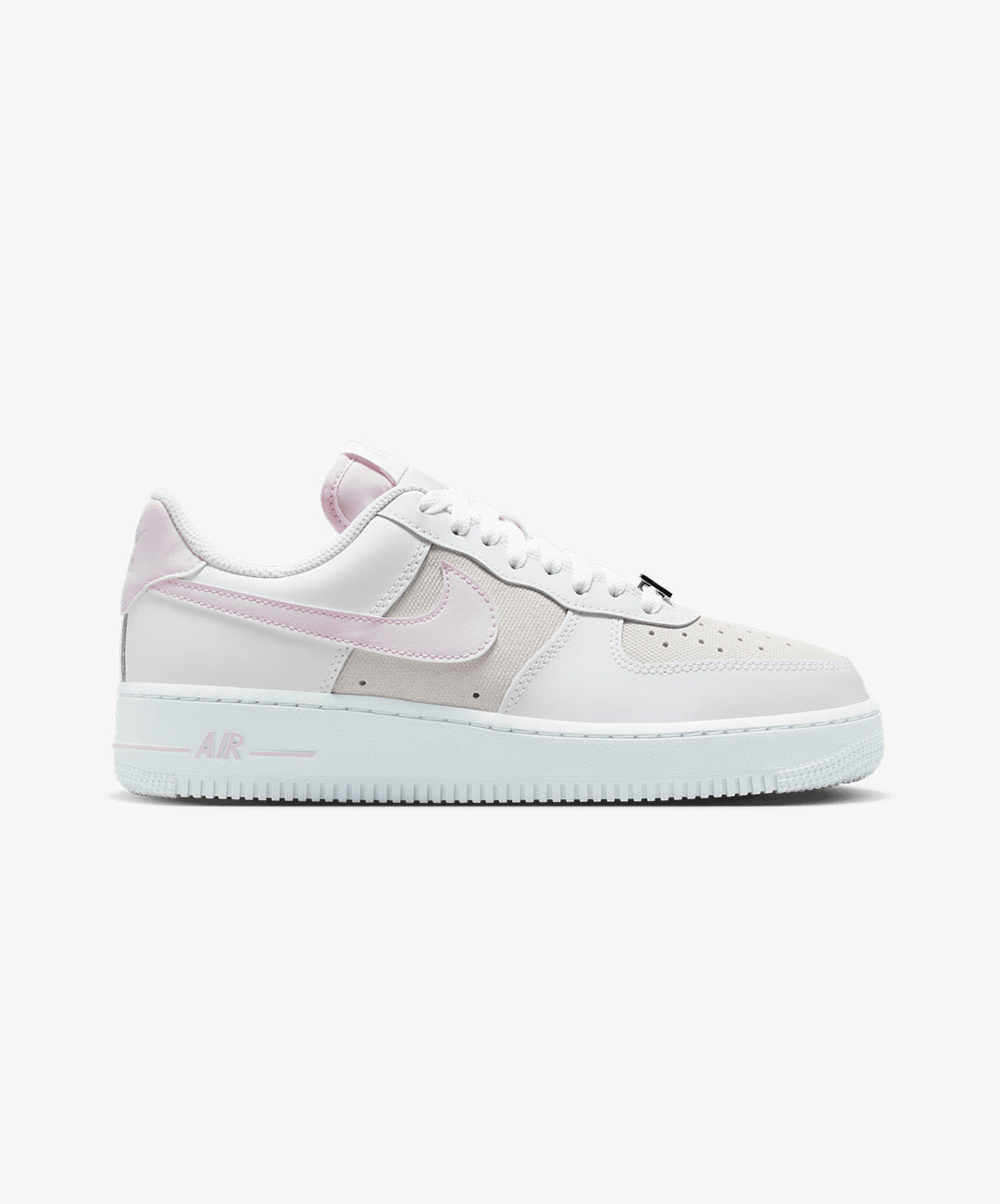 Nike | AIR FORCE 1 '07 SE { WHITE/BLEACHED LILAC-METALLIC SILVER