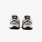 NEW BALANCE | 204L { SILVER METALLIC/WHITE-BLACK