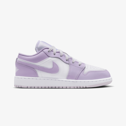 JORDAN | AIR JORDAN 1 LOW (GS) { BARELY GRAPE/WHITE-VIOLET MIST