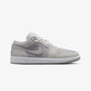 JORDAN | AIR JORDAN 1 LOW SE { OFF WHITE/LT SMOKE GREY-SOFT PEARL