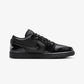 JORDAN | AIR JORDAN 1 LOW SE { BLACK/BLACK-WHITE-METALLIC SILVER