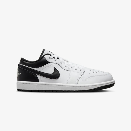 Jordan | AIR JORDAN 1 LOW  { WHITE/BLACK-WHITE